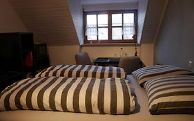 Ruhiges Zimmer Naehe Nuernberg Messe Mit Wallbox