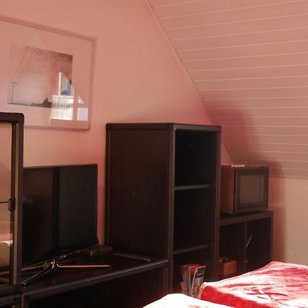 Ruhiges Zimmer Naehe Nuernberg Messe Mit Wallbox Esterno foto